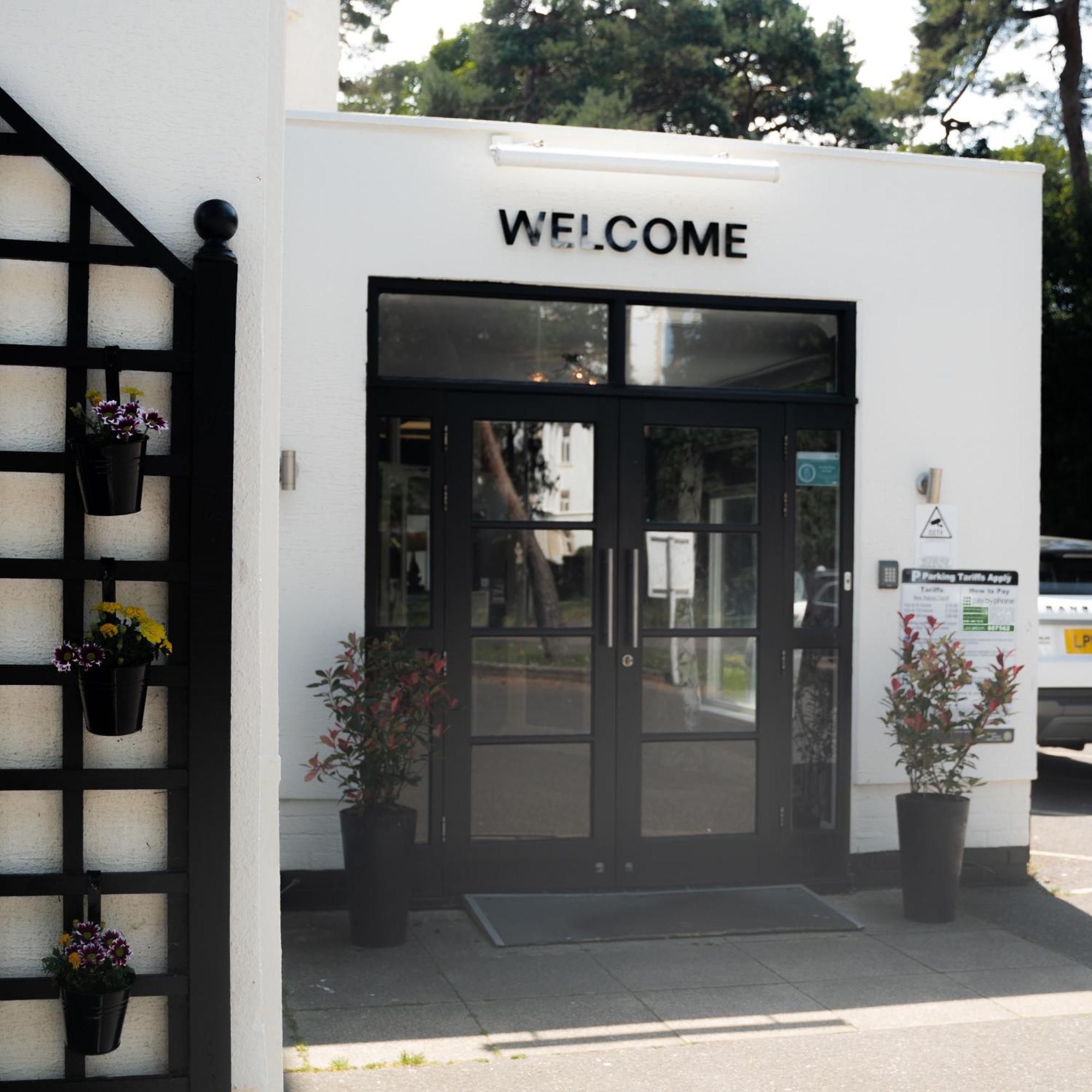 The Mayfair Hotel Bournemouth Exteriör bild